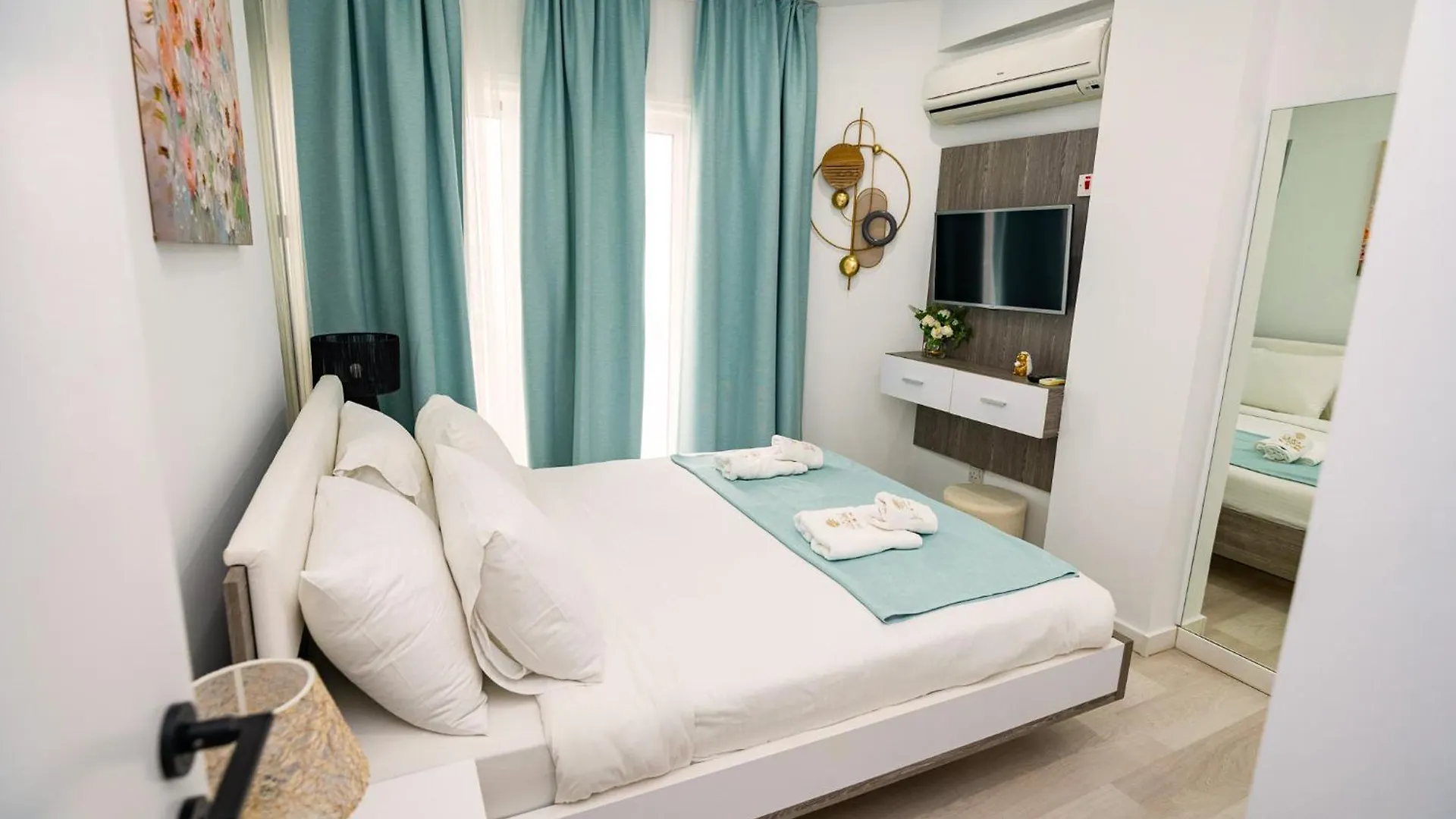 Lazuli Sea View Beachfront Ap 21 Larnaca Cypr