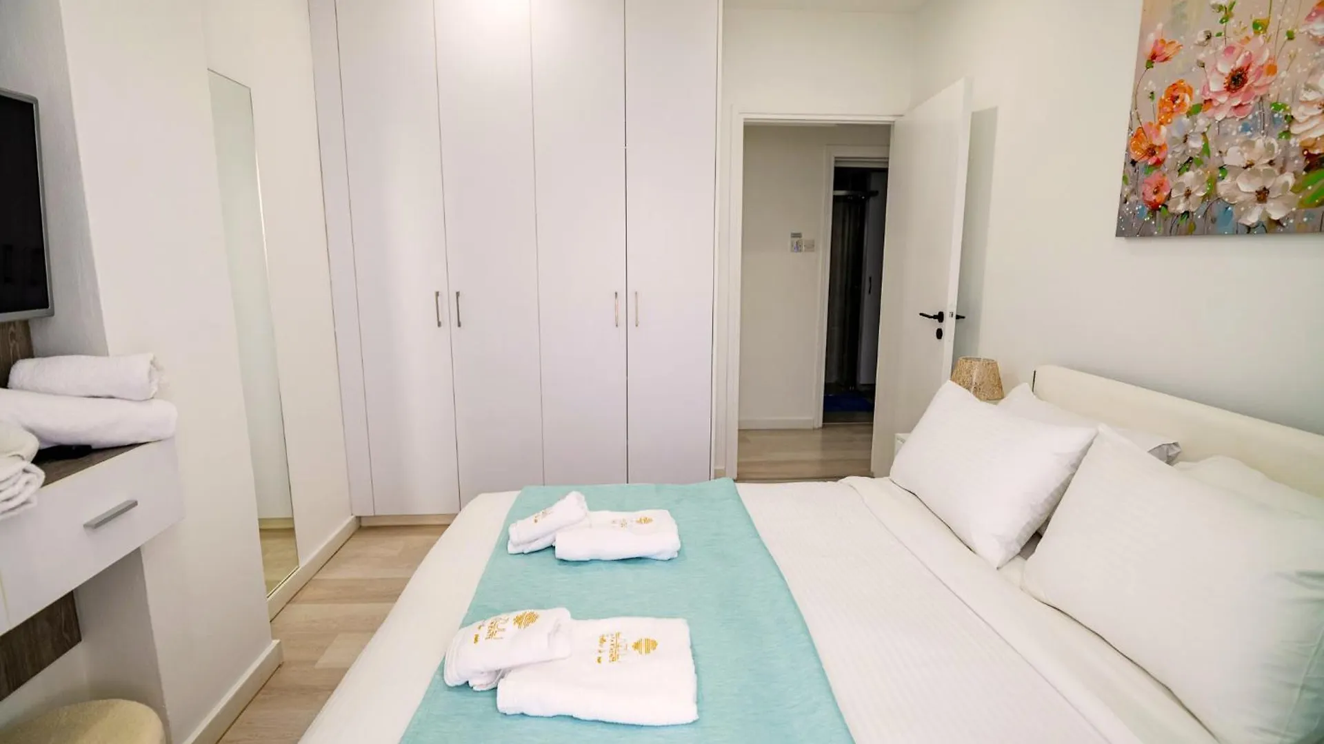 Lazuli Sea View Beachfront Ap 21 Lárnaca Apartamento